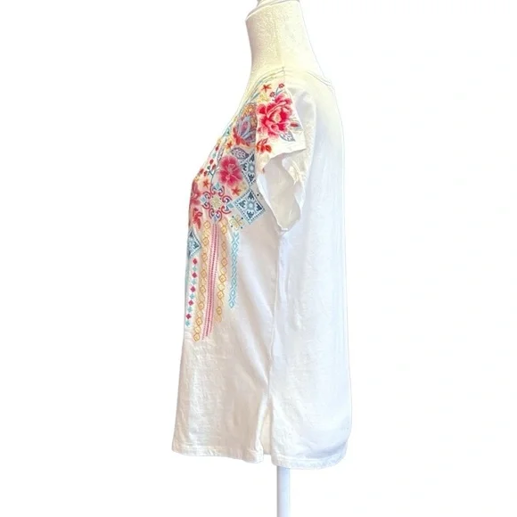 Savanna Jane Floral Embroidered Top White Size Small - Picture 10 of 11